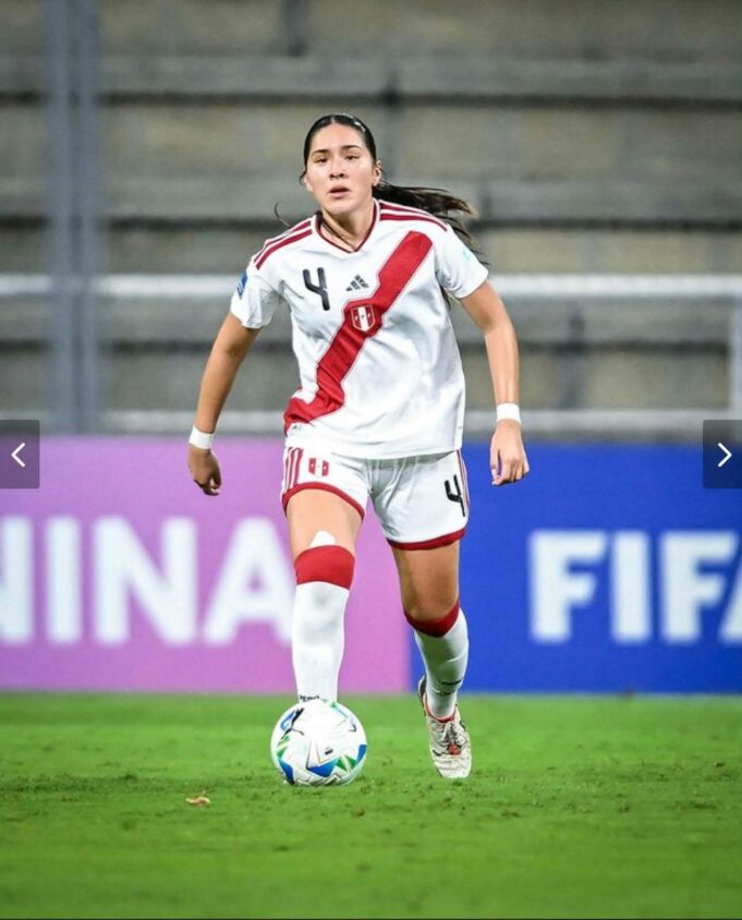 Braelynn Llamoca la central peruana que destaca en Estados Unidos