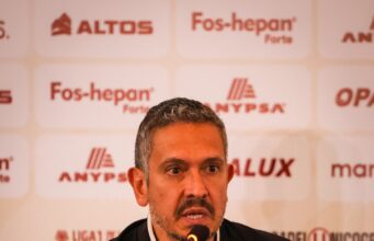 Administrador de la «U» Franco Velazco aclaró que no hay quiebre interno en el área deportiva