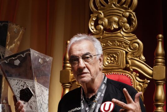 El miércoles definen si Jorge Fossati continúa o no como técnico de Universitario de Deportes