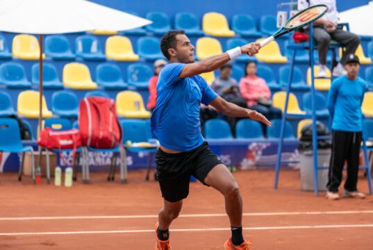 Perú aseguró medallas en el tenis jugando finales masculino y femenino este sábado de los Bolivarianos