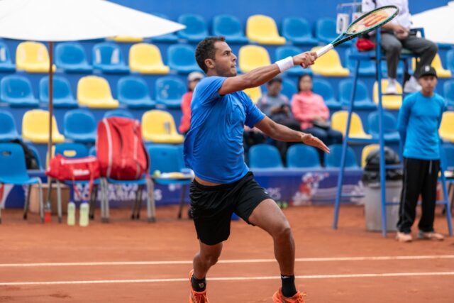 Perú aseguró medallas en el tenis jugando finales masculino y femenino este sábado de los Bolivarianos