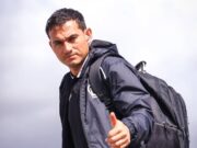 Jairo Vélez deja Universitario y jugará por Alianza Lima la temporada 2026