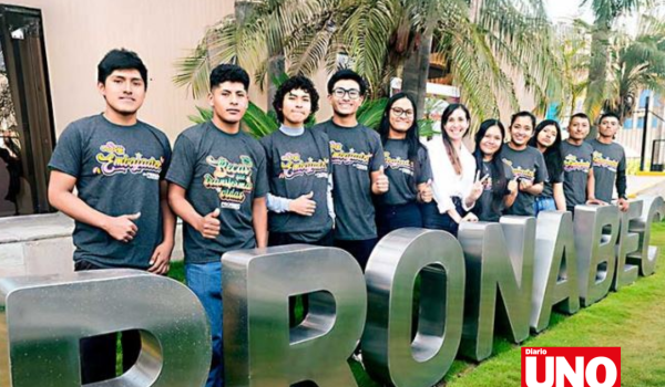 MEF garantiza presupuesto para Beca 18 tras anuncio irresponsable del gobierno anterior