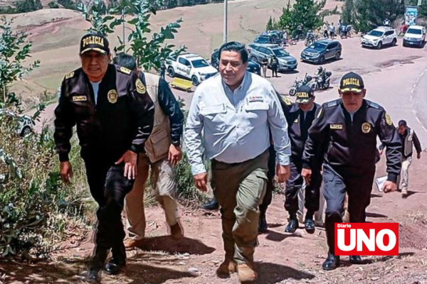 Ministro del Interior promete comisaría en Ccorao tras visita a Cusco