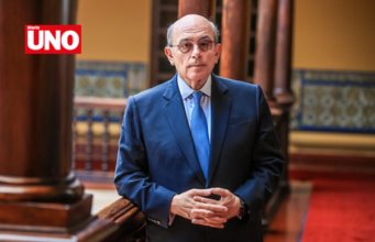 Canciller Hugo de Zela: Más de un millón de peruanos en el exterior podrán votar en elecciones de 2026