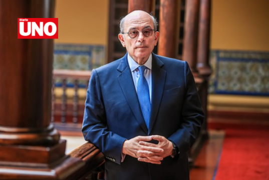 Canciller Hugo de Zela: Más de un millón de peruanos en el exterior podrán votar en elecciones de 2026
