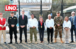 Perú y EE.UU. incineran 8.8 toneladas de droga en operación conjunta contra el narcotráfico