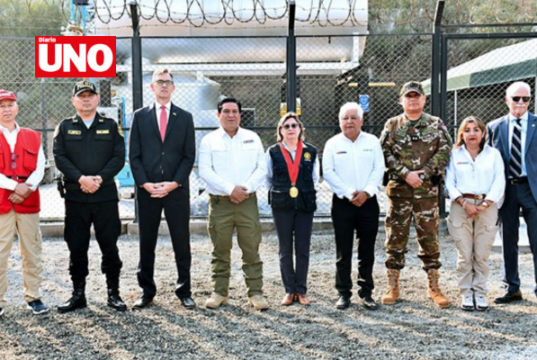 Perú y EE.UU. incineran 8.8 toneladas de droga en operación conjunta contra el narcotráfico