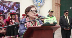 Minedu inicia en el Cusco distribución de más de un millón de kits escolares en todo el Perú