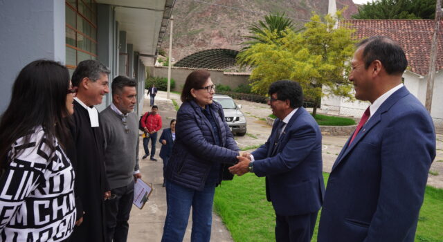 Ministerio de Educación superviso centros de educación técnico productica en Urubamba