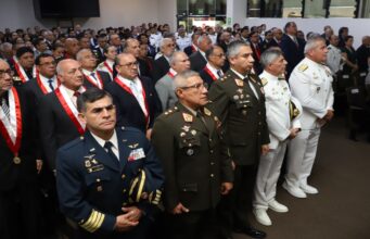 Contralmirante CJ(r) Darío Vásquez Rojas juramenta como presidente del Fuero Militar Policial para el periodo 2025-2027