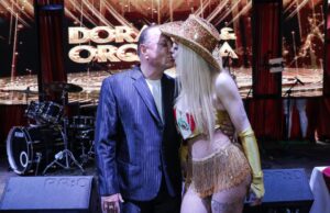 Brad Pizza y Aixa Sosa se hacen tatuajes y lucen anillos simbólicos