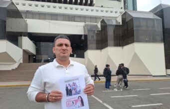 Denuncian a esposo de exreina de belleza por millonaria estafa