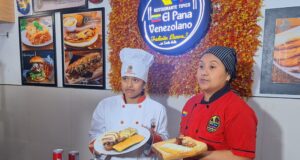 El Pana Venezolano vive el gran boom navideño en Santa Anita con sus hallacas y sabores tradicionales