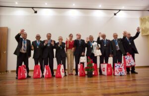 Surquillo: más de 100 adultos mayores se lucen en concurso de villancicos