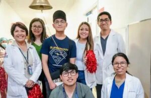 HOSPITAL GUILLERMO ALMENARA: Adolescente de 15 años derrota el cáncer