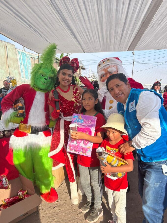 Alfredo Pérez lleva esperanza a miles de niños de Puente Piedra