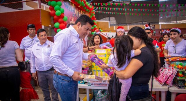 Más de 5,000 niños celebraron la Navidad en Pachacámac