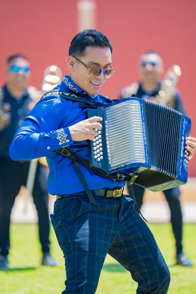 Donnie Yaipén : “La Cumbia del Papa no es para campañas politicas”(VIDEO)