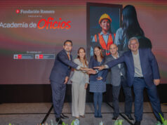 Minedu: estudiantes y egresados de secundaria podrán acceder a 400 mil becas virtuales