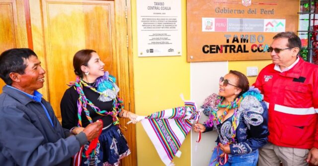 MINISTRA DEL MIDIS Y MUJER