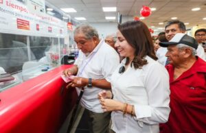 Midis: ministra Lesly Shica supervisa el inicio del pago de la subvención de Pensión 65
