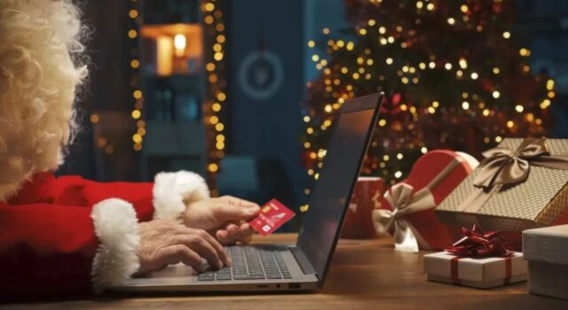 Ofertas engañosas y enlaces trampa: así son las estafas durante la temporada navideña
