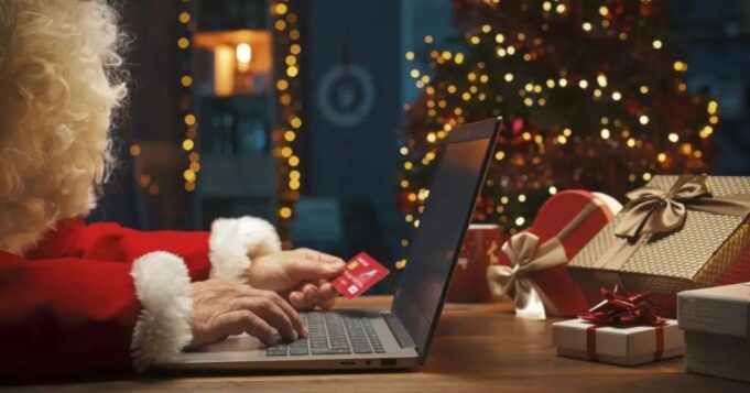 Ofertas engañosas y enlaces trampa: así son las estafas durante la temporada navideña