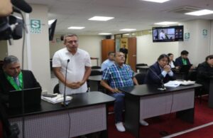 Poder Judicial condenó a 17 años de cárcel a tres policías que torturaron y abusaron sexualmente de la ciudadana trans Azul Rojas