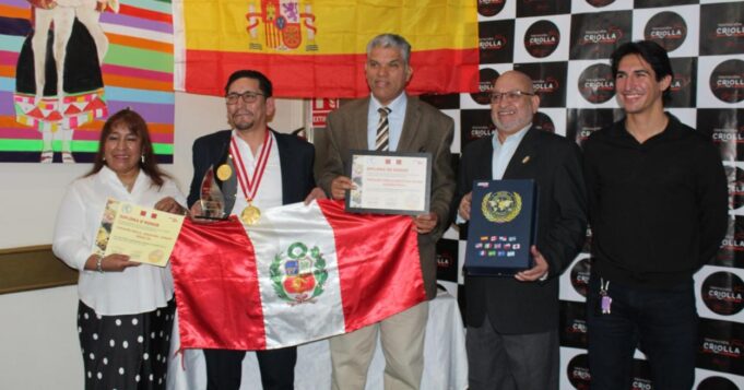 Premian al mejor restaurante peruano en Europa Tentaciòn Criolla de Barcelona