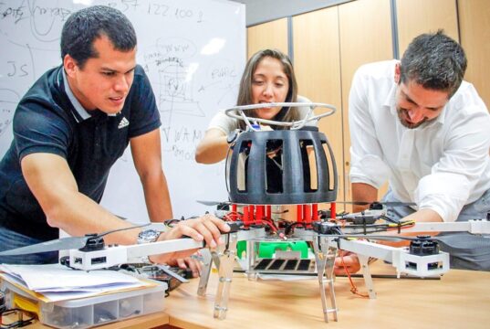 PRODUCE impulsa inversión de US$122 millones para acelerar la innovación y elevar la productividad empresarial en el Perú