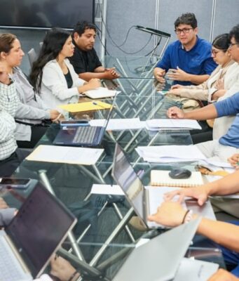 PAE se reunió con empresarios avícolas dispuestos a participar en la prestación del servicio alimentario
