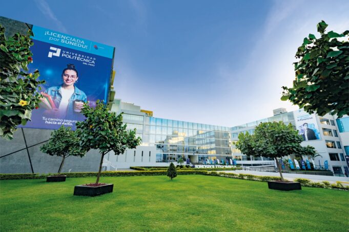 La Politécnica presenta innovadora propuesta y moderno campus en Pueblo Libre