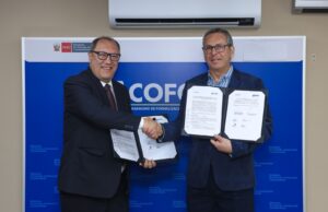 Nuevo impulso a la formalización: Cofopri y Sunarp extienden alianza para inscripción electrónica y masiva de títulos
