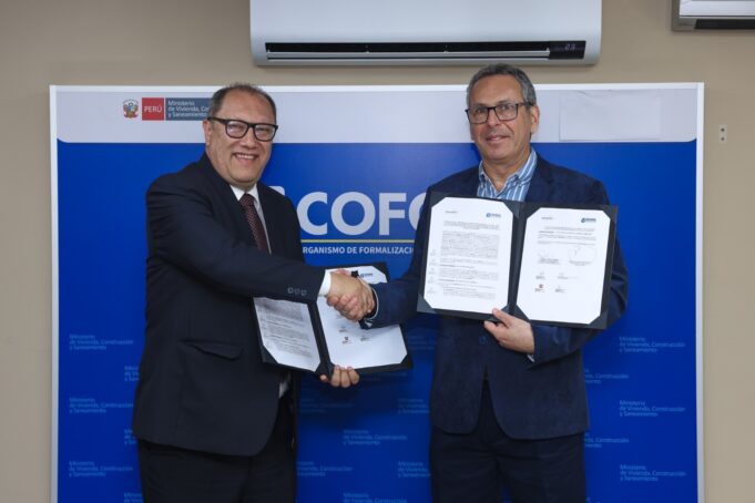 Nuevo impulso a la formalización: Cofopri y Sunarp extienden alianza para inscripción electrónica y masiva de títulos