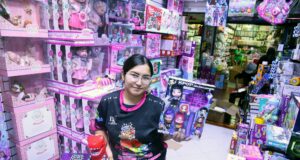 Ingrid: la emprendedora que en Navidad se convierte en el ángel de los niños
