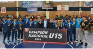 Huancayo: alumnos del colegio y club Claretiano Campeón Nacional de Basketball U15