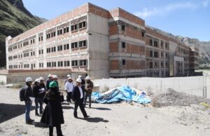 Hospital inconcluso de Huancavelica: exmiembro del Pronis denuncia orden de detención en proceso de S/ 208 millones