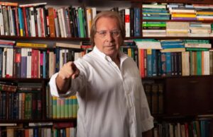 Alcalde de La Molina es mismo Grinch. Adultos mayores reclaman que Diego Uceda los trata con desdén