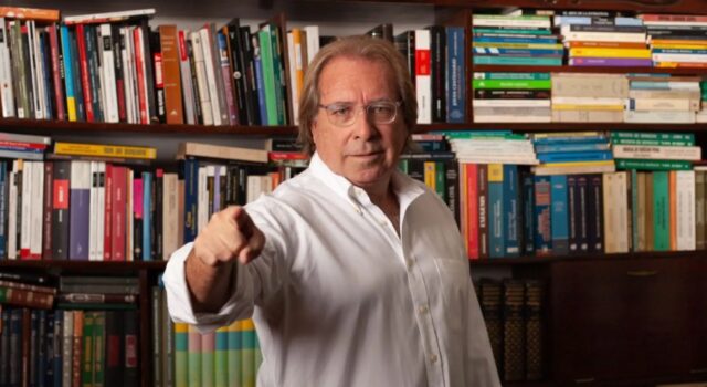 Alcalde de La Molina es mismo Grinch. Adultos mayores reclaman que Diego Uceda los trata con desdén