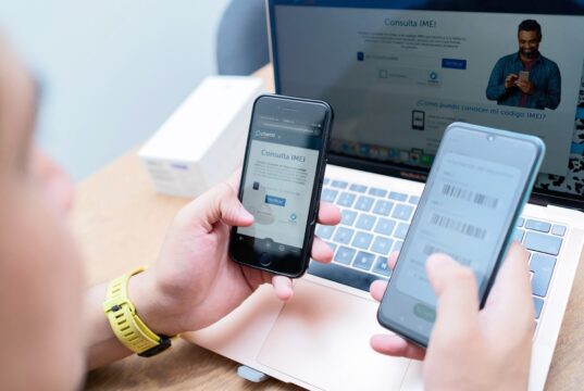 Navidad y Año Nuevo: ¿Por qué motivos te pueden bloquear el celular?