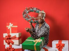 Javier Lobatón llevó alegría navideña a Pamplona Alta