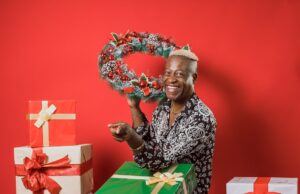 Javier Lobatón llevó alegría navideña a Pamplona Alta