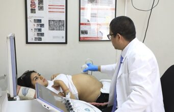¡Milagro de Navidad! Médicos del Minsa salvan la vida de un bebé de 26 semanas de edad gestacional con tumor pulmonar