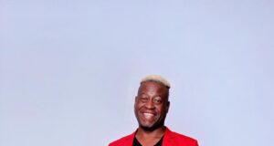 Javier Lobatón y su Orquesta pondrán a bailar a toda Lima en la Gran Fiesta de Año Nuevo 2025 denominada “Happy New Year”