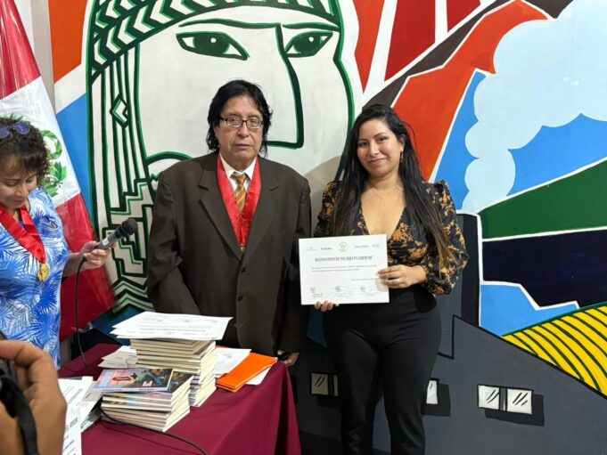 La Sociedad Literaria Amantes del País otorgó a personalidades de la cultura el reconocimiento «Palabra en Libertad 2025»