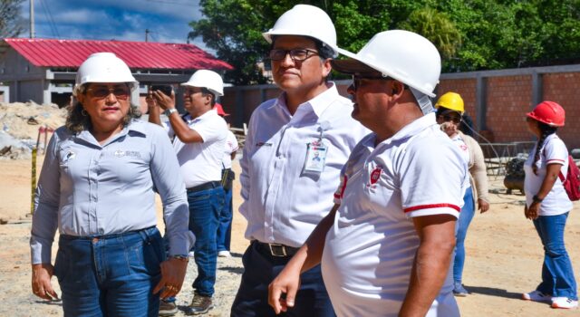 MINEDU supervisa obras de infraestructura educativa y equipamiento técnico en Iquitos