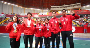 Ministro de Educación supervisa servicios educativos y promueve el deporte formativo en La Libertad