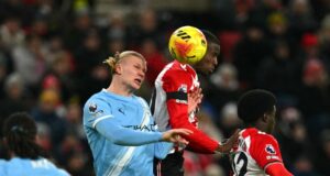 Manchester City dejó dos puntos valiosos en su visita al Sunderland (0-0) y quedó a cuatro del líder Arsenal