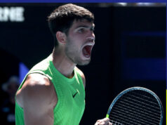 Carlos Alcaraz celebró su partido número 100 de Grand Slam con triunfo en el Open de Australia